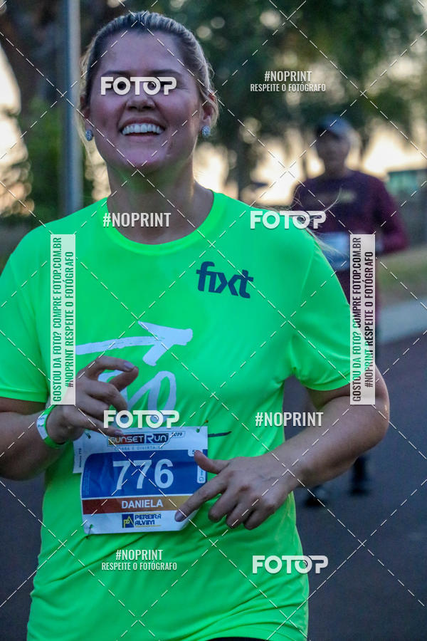 Buy your photos of the eventSunset Run 2019 on Fotop