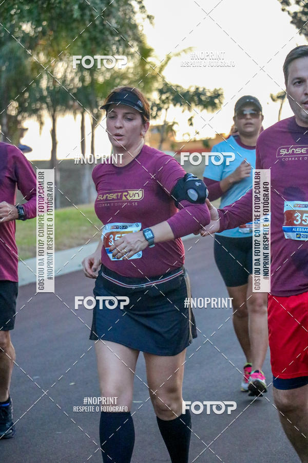 Buy your photos of the eventSunset Run 2019 on Fotop