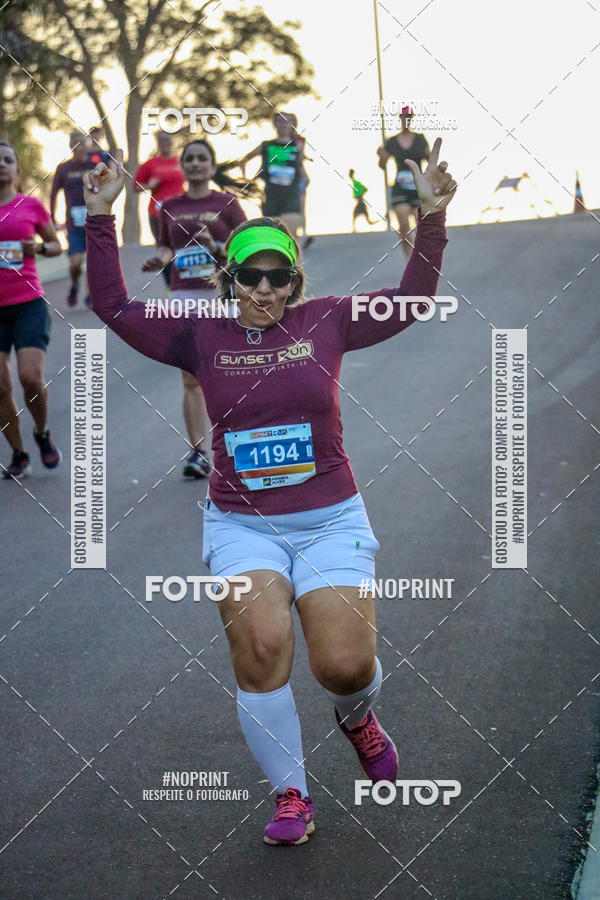 Buy your photos of the eventSunset Run 2019 on Fotop