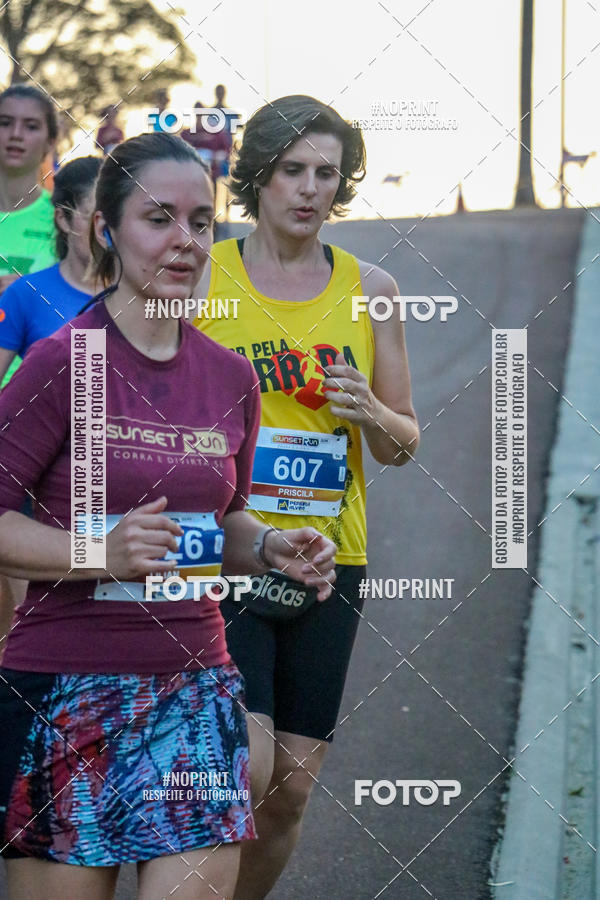 Buy your photos of the eventSunset Run 2019 on Fotop