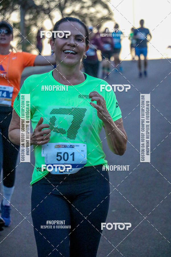 Buy your photos of the eventSunset Run 2019 on Fotop