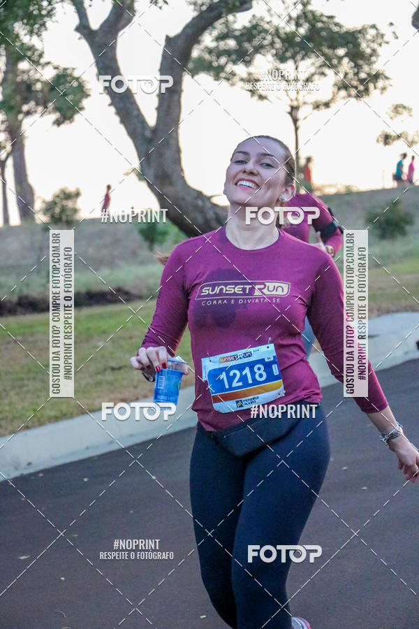 Buy your photos of the eventSunset Run 2019 on Fotop