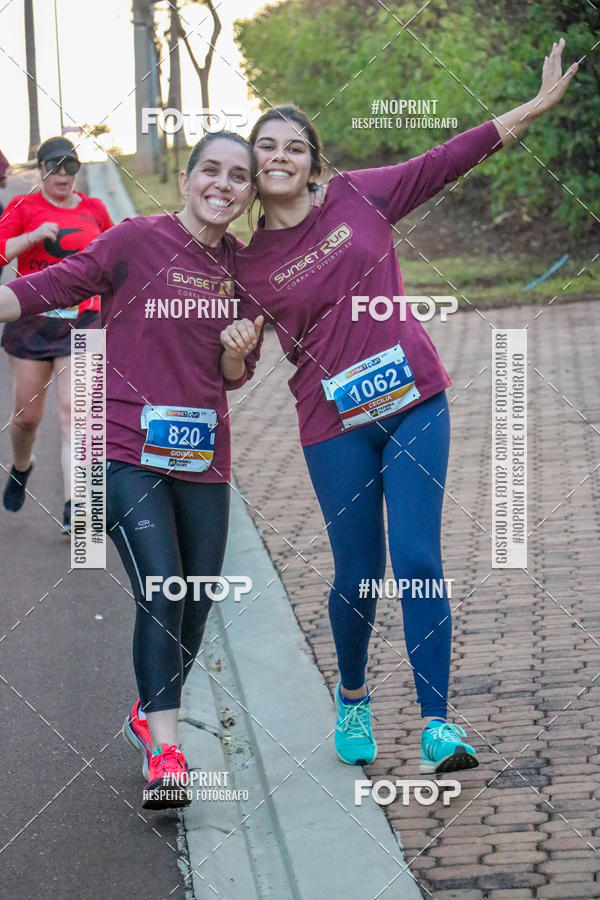 Buy your photos of the eventSunset Run 2019 on Fotop