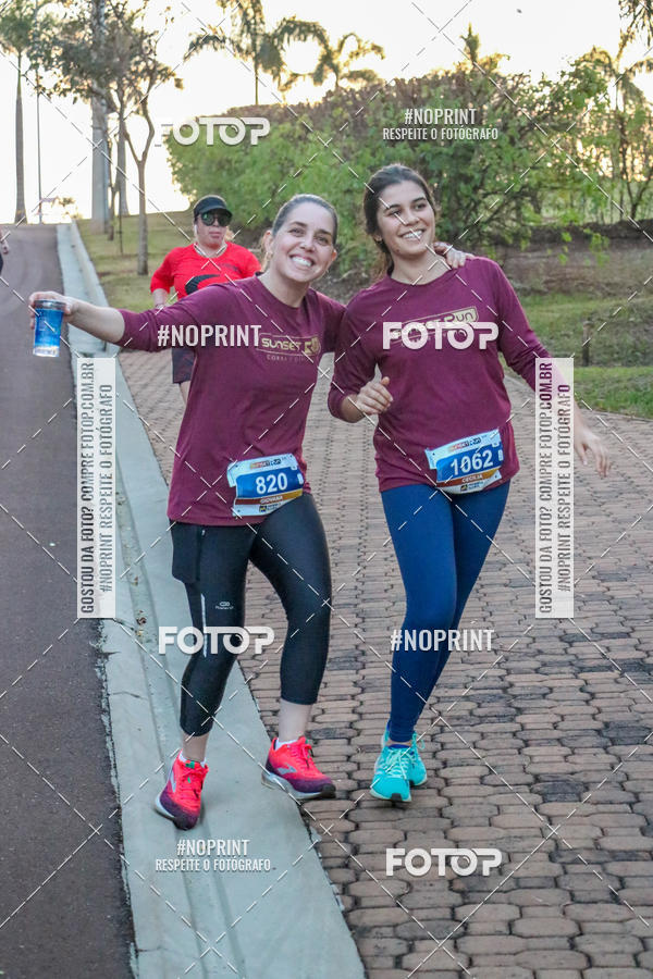 Buy your photos of the eventSunset Run 2019 on Fotop