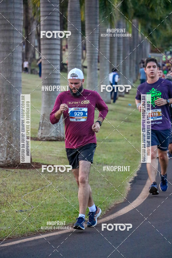 Buy your photos of the eventSunset Run 2019 on Fotop