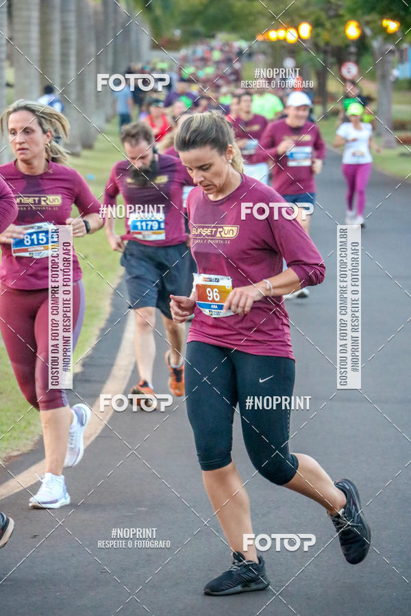 Buy your photos of the eventSunset Run 2019 on Fotop