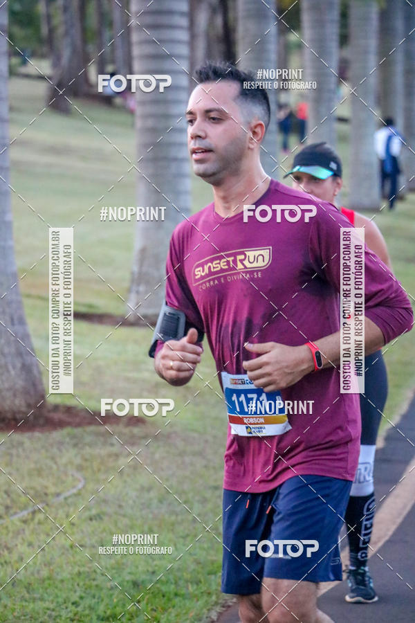 Buy your photos of the eventSunset Run 2019 on Fotop
