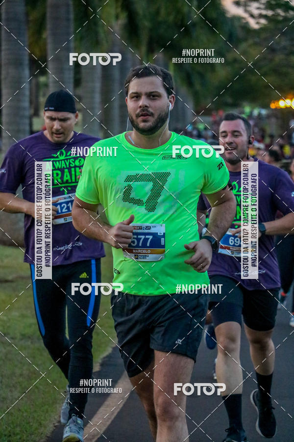 Buy your photos of the eventSunset Run 2019 on Fotop
