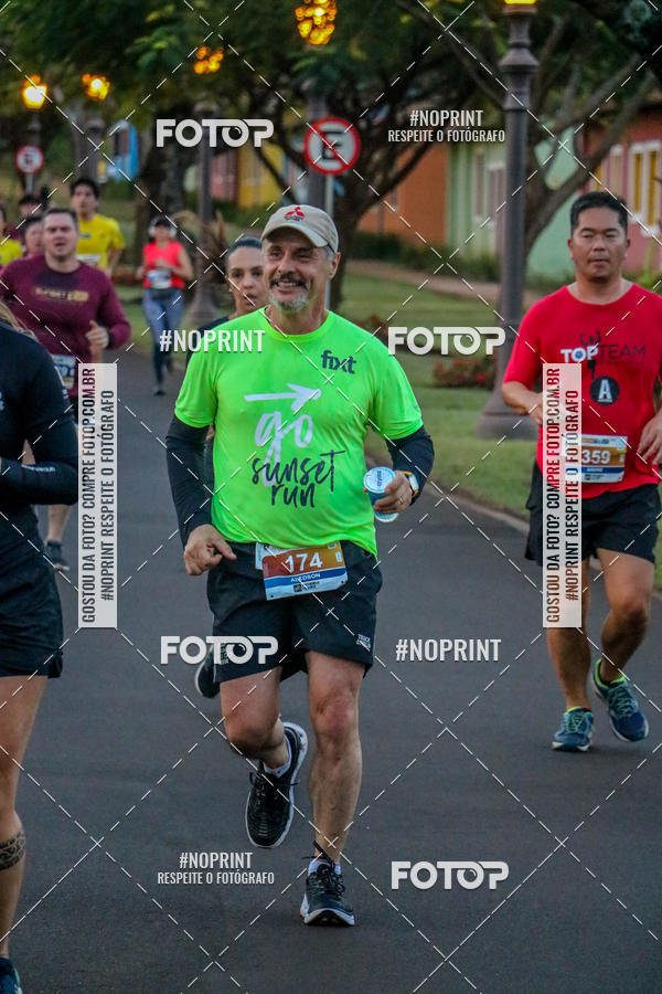 Buy your photos of the eventSunset Run 2019 on Fotop