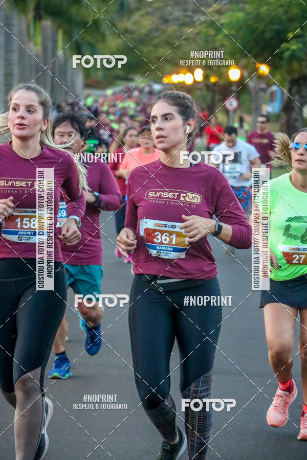 Buy your photos of the eventSunset Run 2019 on Fotop