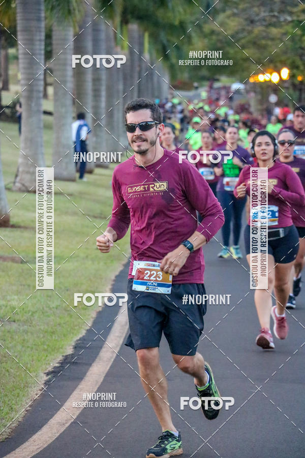 Buy your photos of the eventSunset Run 2019 on Fotop