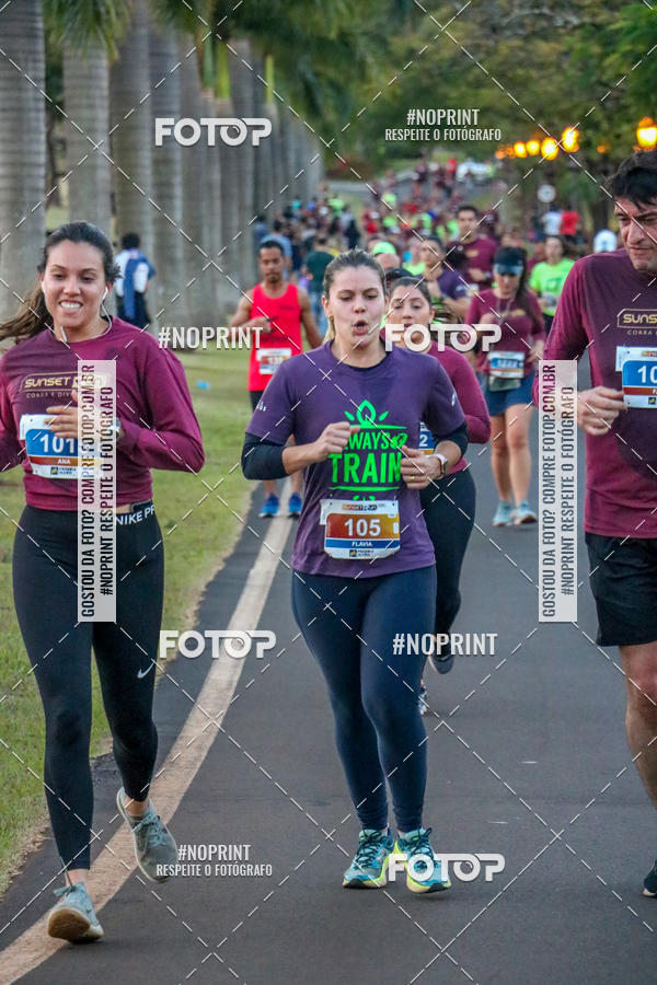 Buy your photos of the eventSunset Run 2019 on Fotop