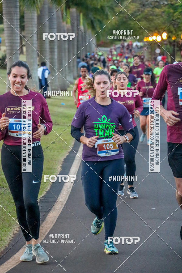 Buy your photos of the eventSunset Run 2019 on Fotop