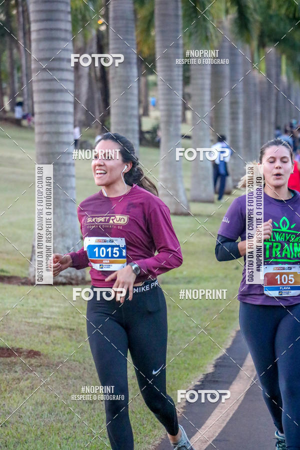 Buy your photos of the eventSunset Run 2019 on Fotop