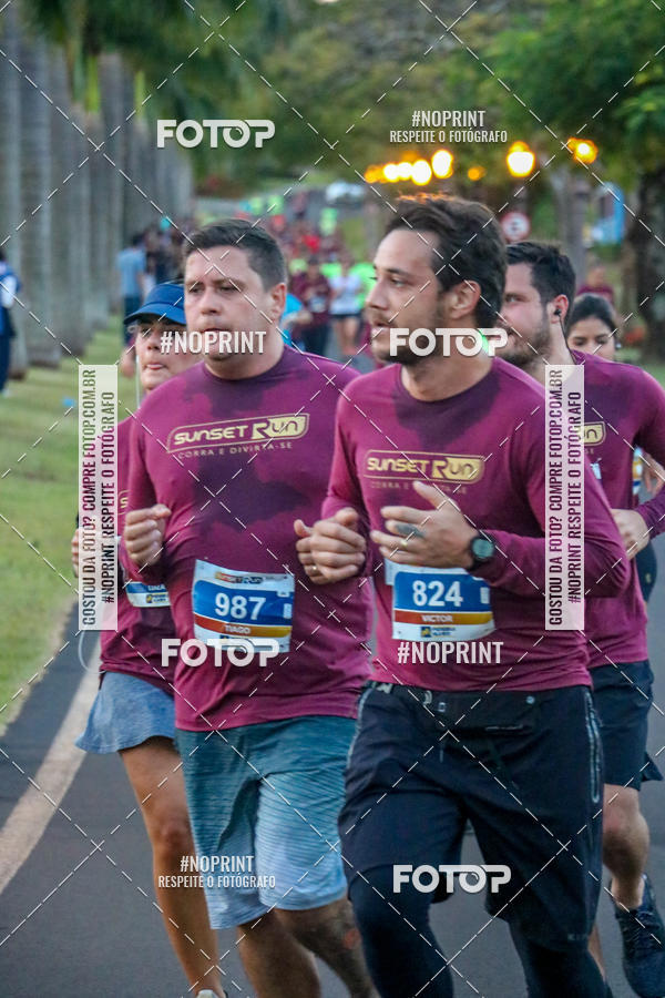 Buy your photos of the eventSunset Run 2019 on Fotop