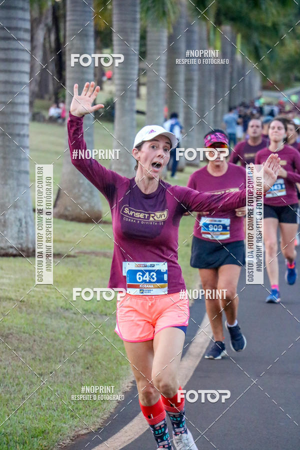 Buy your photos of the eventSunset Run 2019 on Fotop