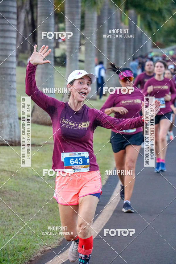 Buy your photos of the eventSunset Run 2019 on Fotop