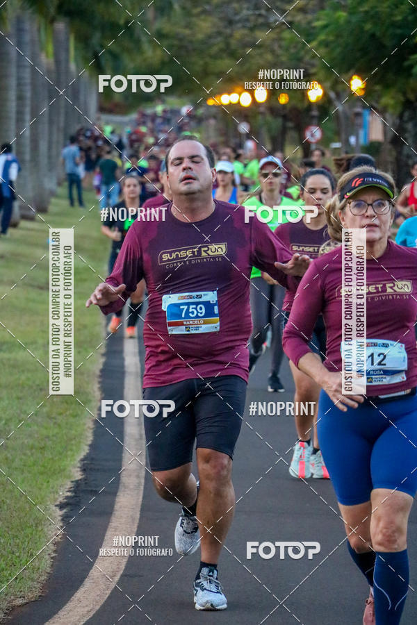 Buy your photos of the eventSunset Run 2019 on Fotop