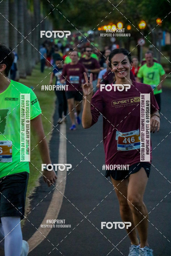 Buy your photos of the eventSunset Run 2019 on Fotop