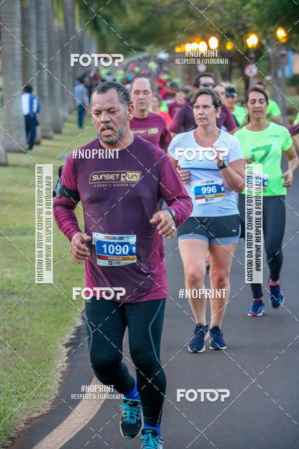 Buy your photos of the eventSunset Run 2019 on Fotop