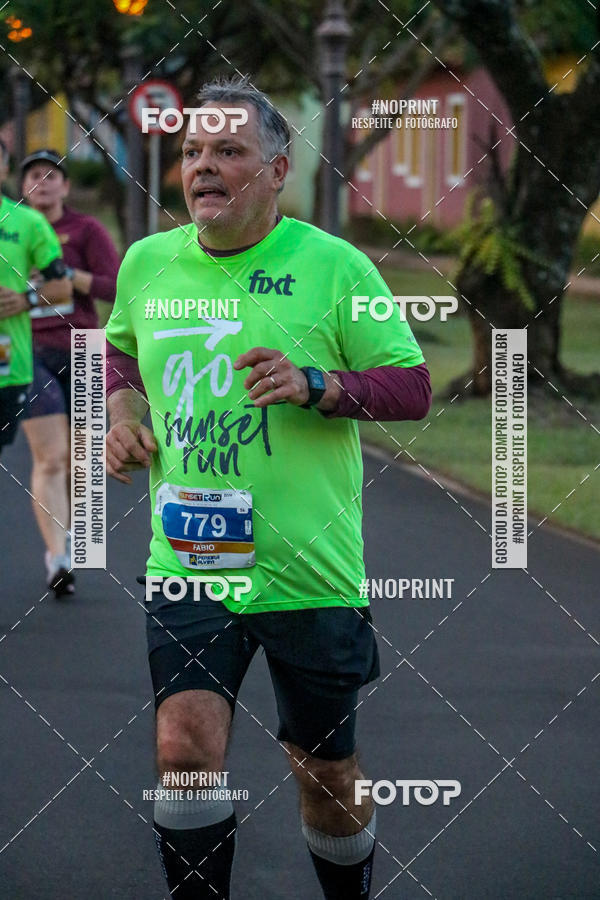 Buy your photos of the eventSunset Run 2019 on Fotop
