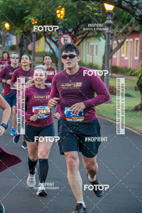Buy your photos of the eventSunset Run 2019 on Fotop
