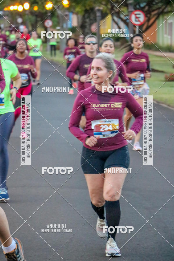 Buy your photos of the eventSunset Run 2019 on Fotop