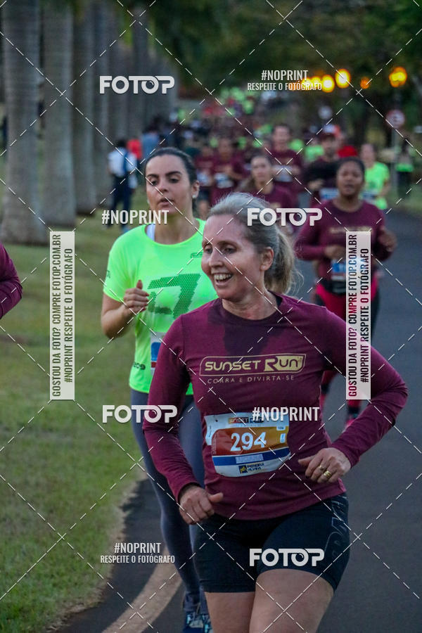 Buy your photos of the eventSunset Run 2019 on Fotop