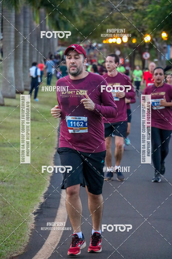 Buy your photos of the eventSunset Run 2019 on Fotop