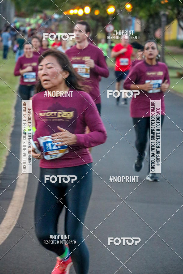 Buy your photos of the eventSunset Run 2019 on Fotop