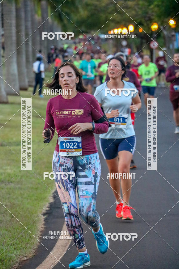 Buy your photos of the eventSunset Run 2019 on Fotop