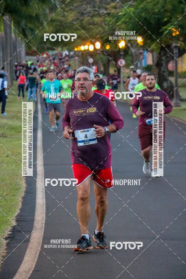 Buy your photos of the eventSunset Run 2019 on Fotop