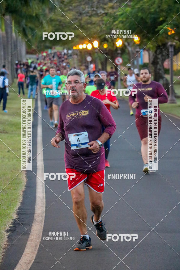 Buy your photos of the eventSunset Run 2019 on Fotop