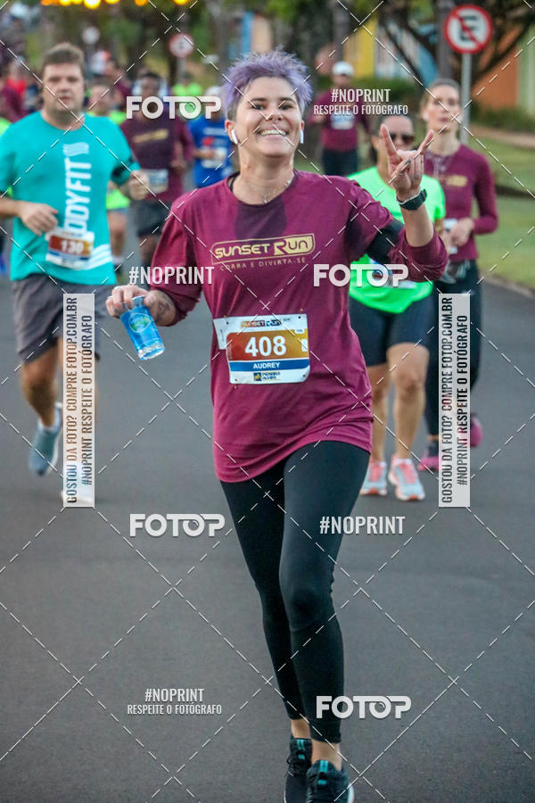 Buy your photos of the eventSunset Run 2019 on Fotop