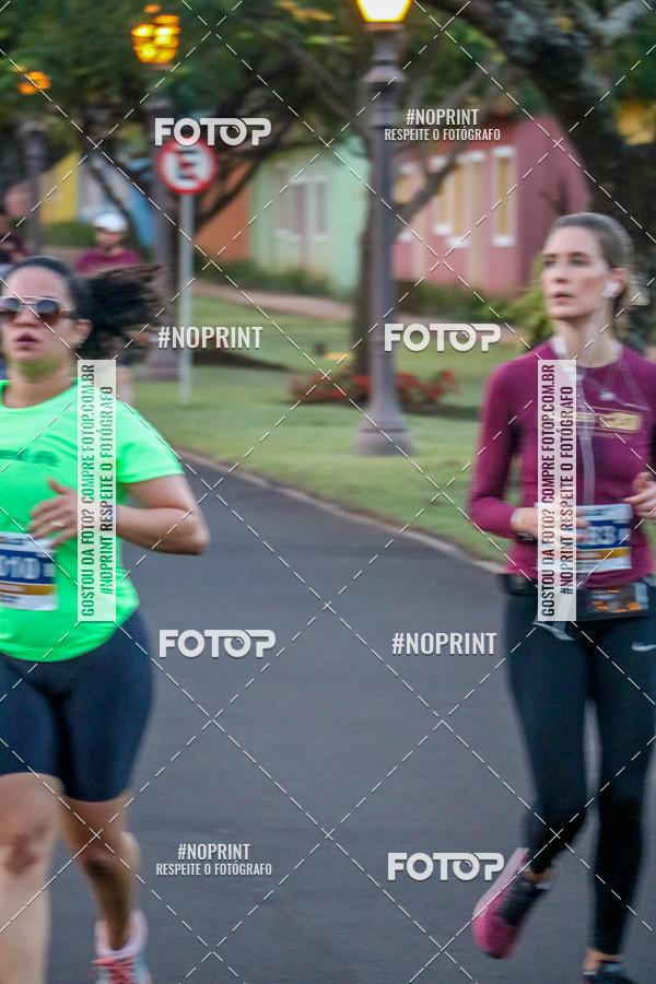 Buy your photos of the eventSunset Run 2019 on Fotop