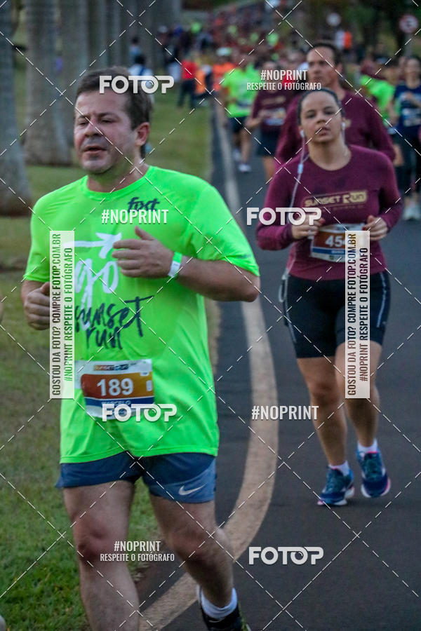 Buy your photos of the eventSunset Run 2019 on Fotop