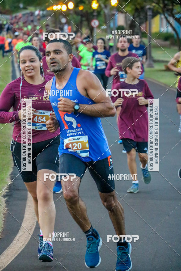 Buy your photos of the eventSunset Run 2019 on Fotop