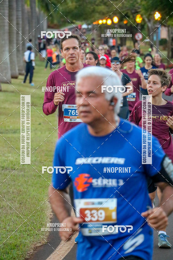Buy your photos of the eventSunset Run 2019 on Fotop