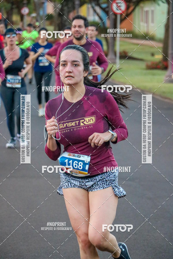 Buy your photos of the eventSunset Run 2019 on Fotop
