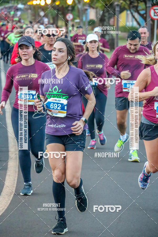 Buy your photos of the eventSunset Run 2019 on Fotop