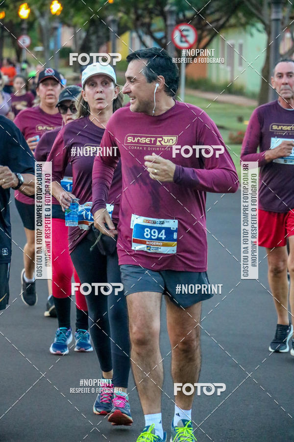 Buy your photos of the eventSunset Run 2019 on Fotop