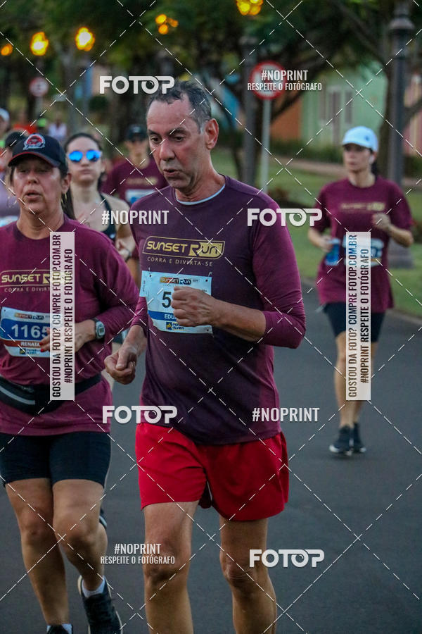 Buy your photos of the eventSunset Run 2019 on Fotop