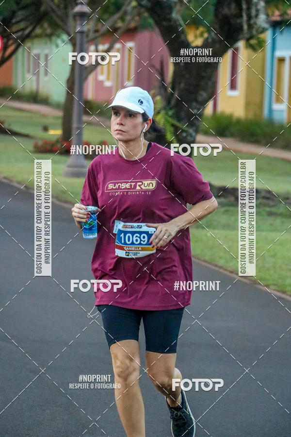 Buy your photos of the eventSunset Run 2019 on Fotop