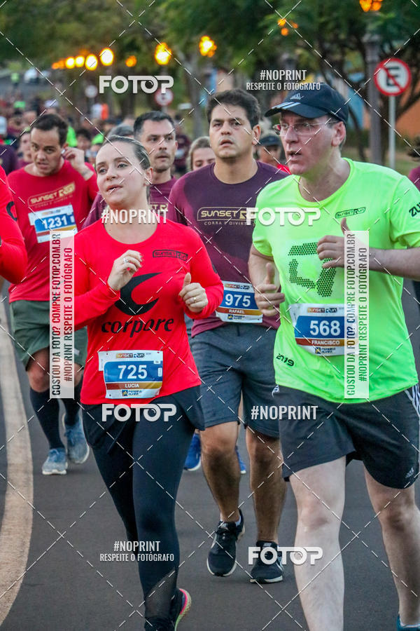 Buy your photos of the eventSunset Run 2019 on Fotop