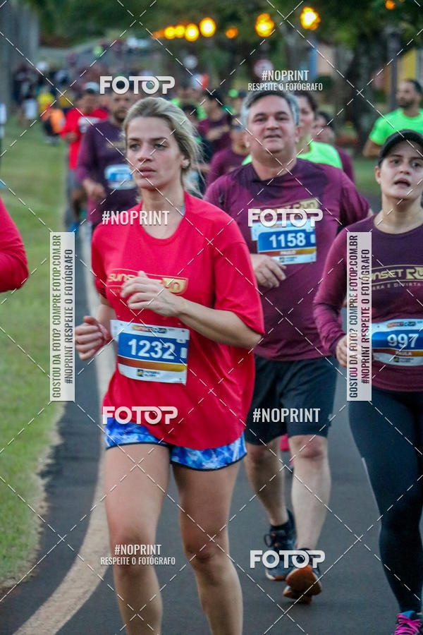 Buy your photos of the eventSunset Run 2019 on Fotop