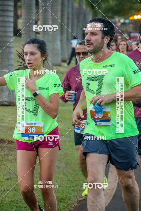 Buy your photos of the eventSunset Run 2019 on Fotop