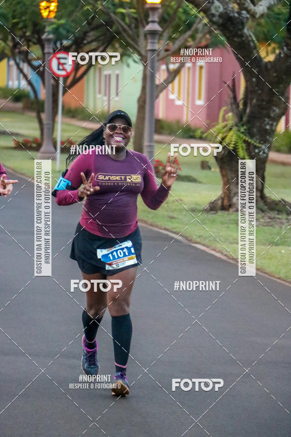 Buy your photos of the eventSunset Run 2019 on Fotop
