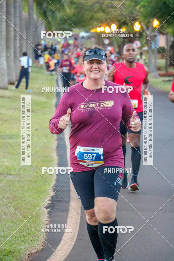 Buy your photos of the eventSunset Run 2019 on Fotop