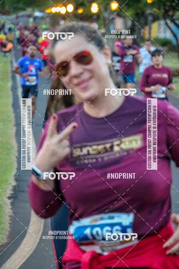 Buy your photos of the eventSunset Run 2019 on Fotop