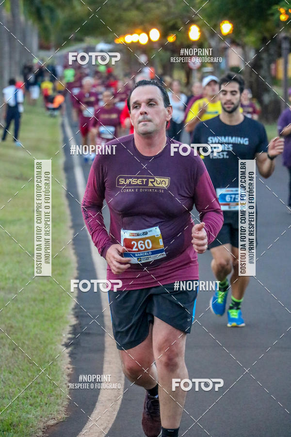 Buy your photos of the eventSunset Run 2019 on Fotop